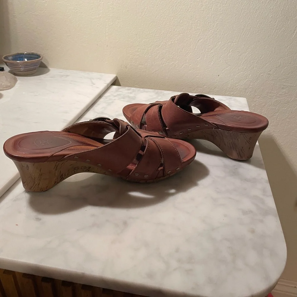 Ariat Brown Leather Sandals - Picture 2 of 11